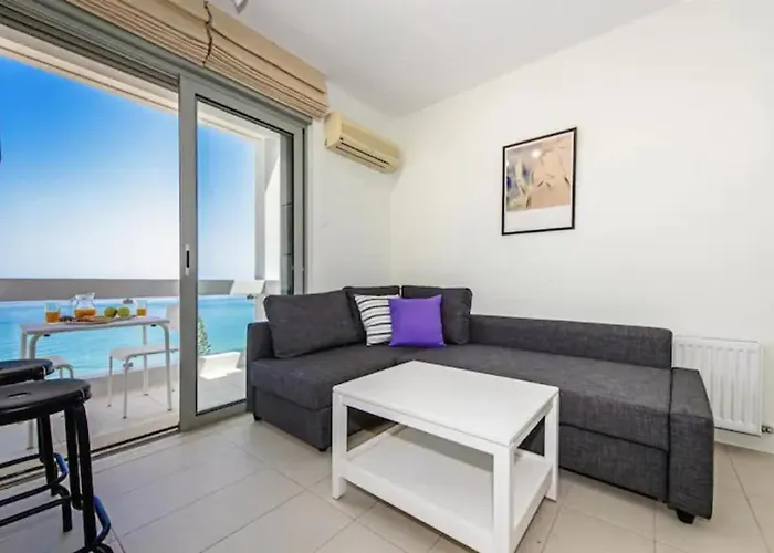 Vivian Art Aparthotel Rethymno